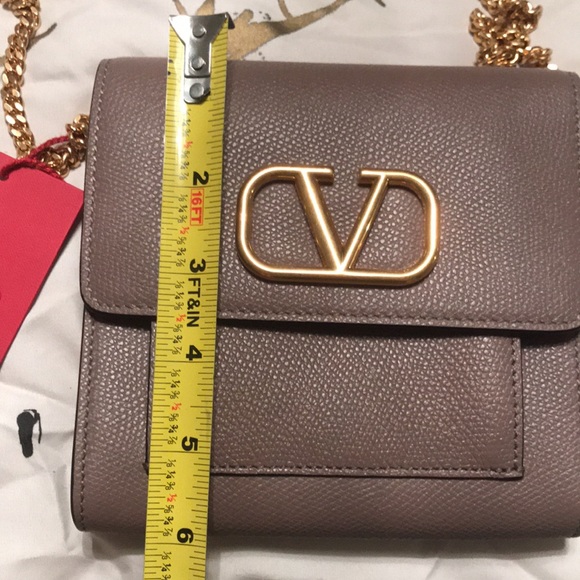 Authentic Valentino crossbody bag with chain - Picture 8 of 9